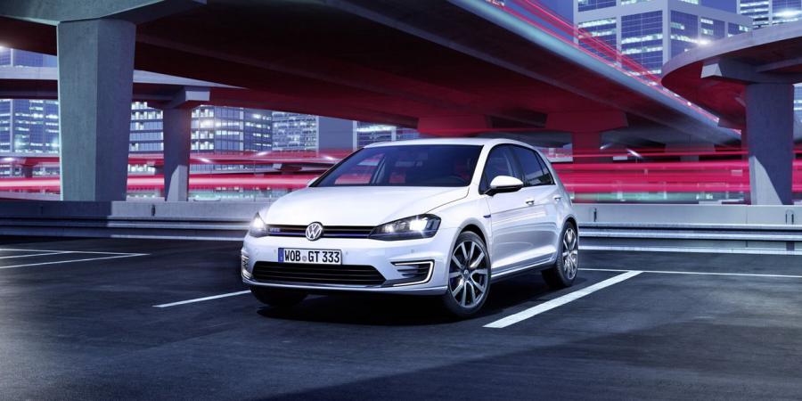  Volkswagen Golf GTE 5-Door 2014 года  (фото 8 из 45)